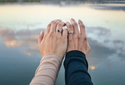 怎么和相亲女生聊天培养感情?-第1张图片 怎么和相亲女生聊天培养感情?-第1张图片