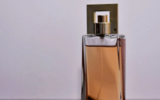 男生香水喷哪里（香水正确用法）