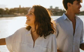 怎么问女生要微信她才会给你？（3个简单有用又不尴尬的方式）