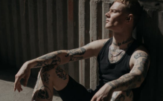 男士怎么才能让皮肤变好（4个简单有效的方法）