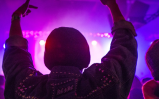 男生怎么穿搭能吸引女生（做好这10点就行了）