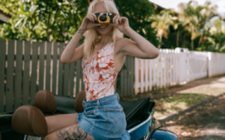 第一次晒女朋友照片配句 第一次公开女朋友怎么说合适