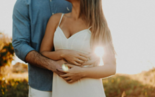 第一次约会聊什么话题?（看完这篇文章你就可以避免尬聊了）