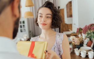 吵架不好意思找女朋友怎么办