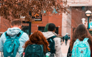 大学生怎么找兼职（怎么找兼职比较靠谱）