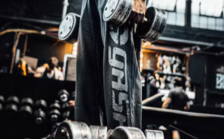 第一次去健身房健身需要准备什么 （这6种一定要带）