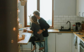 女孩子说刚吃完饭怎么回答（满分回复是这样子的）