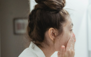 洗面奶过期了还能用吗 过期洗面奶的危害