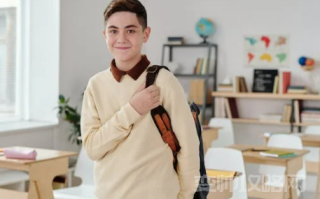 男生自律会变帅吗（男生自律后变化）