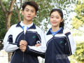 男生怎么穿校服好看（男孩子怎么穿校服帅气）