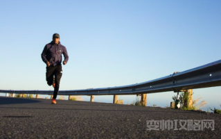 健身补剂的危害（健身补剂吃多了会怎么样）