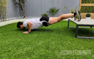 俯卧撑是有氧还是无氧 俯卧撑会让力气变大吗