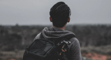 男生变帅的8个技巧 男生必学的变帅方法-第1张图片 男生变帅的8个技巧 男生必学的变帅方法-第1张图片