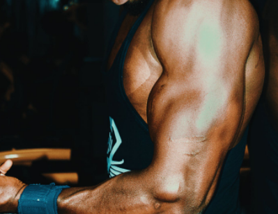 健身增肌只吃蛋白粉够吗 不够-第1张图片 健身增肌只吃蛋白粉够吗 不够-第1张图片