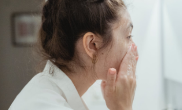 痘痘特别严重怎么办 最好的解决方法-第1张图片 痘痘特别严重怎么办 最好的解决方法-第1张图片