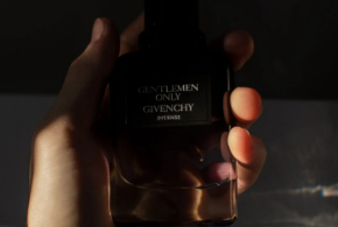 适合男生的香水 男生必看攻略-第1张图片 适合男生的香水 男生必看攻略-第1张图片