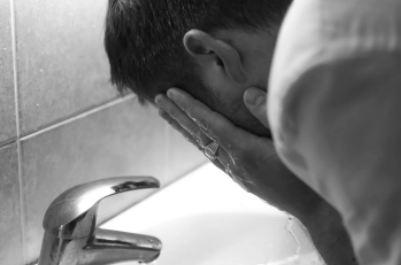 补水保湿真的对皮肤好嘛 补水保湿有什么作用-第1张图片 补水保湿真的对皮肤好嘛 补水保湿有什么作用-第1张图片