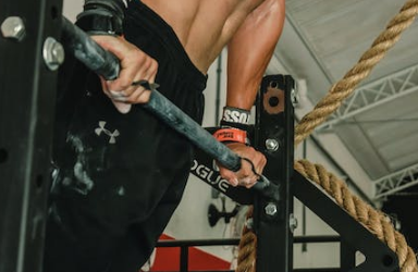 健身不能吃的食物有哪些(这3类食物千万不要碰)-第1张图片 健身不能吃的食物有哪些(这3类食物千万不要碰)-第1张图片