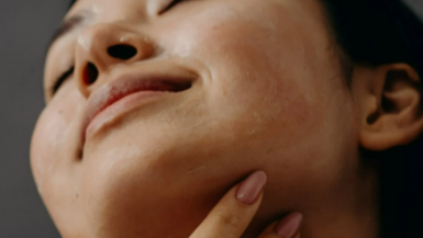 护肤为什么要用精华液 真的一定要用吗-第1张图片 护肤为什么要用精华液 真的一定要用吗-第1张图片