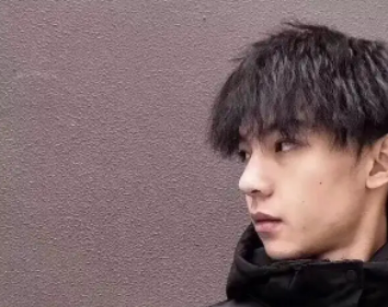 锡纸烫发型图片男生 锡纸烫能保持多久 这样的发型多少钱-第2张图片 锡纸烫发型图片男生 锡纸烫能保持多久 这样的发型多少钱-第2张图片