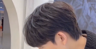 纹理烫发型图男 纹理烫怎么打理 纹理烫能保持多久-第1张图片 纹理烫发型图男 纹理烫怎么打理 纹理烫能保持多久-第1张图片