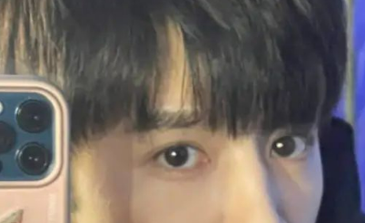 男生发型颜色哪种好看 最新流行头发颜色推荐-第1张图片 男生发型颜色哪种好看 最新流行头发颜色推荐-第1张图片