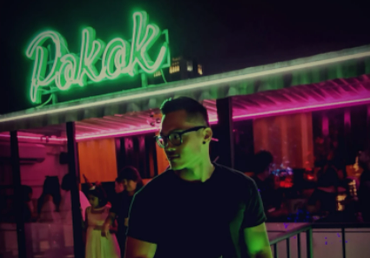 怎么穿搭比较潮流(男女适用)-第1张图片 怎么穿搭比较潮流(男女适用)-第1张图片