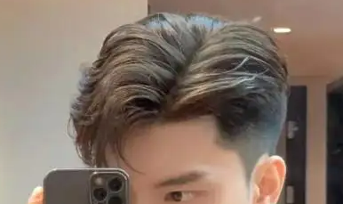 三七分男生发型要烫吗(不一定)-第1张图片 三七分男生发型要烫吗(不一定)-第1张图片