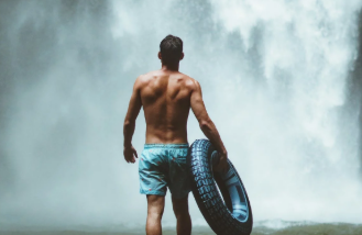 怎么防止变成油腻大叔呢(“去腻”指南不要错过)-第1张图片 怎么防止变成油腻大叔呢(“去腻”指南不要错过)-第1张图片