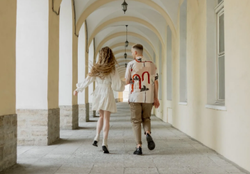 接吻前吃什么保持口气清新(亲测防止口臭最有效的方法)-第1张图片 接吻前吃什么保持口气清新(亲测防止口臭最有效的方法)-第1张图片