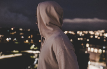 长得丑的男生如何吸引女生(这5点一定要做好)-第1张图片 长得丑的男生如何吸引女生(这5点一定要做好)-第1张图片