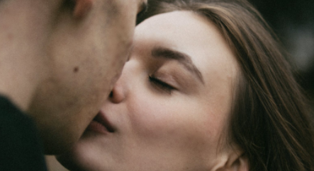 让女人倒追男人特征(能让女生心甘情愿倒追的男生是什么样的?)-第1张图片 让女人倒追男人特征(能让女生心甘情愿倒追的男生是什么样的?)-第1张图片