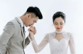 女朋友问你会爱我多久怎么回答让她满意?(10个万能回复)-第1张图片 女朋友问你会爱我多久怎么回答让她满意?(10个万能回复)-第1张图片