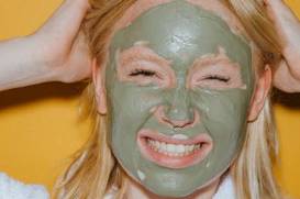 晚上护肤的最佳时间(晚上怎么护肤才是正确的)-第1张图片 晚上护肤的最佳时间(晚上怎么护肤才是正确的)-第1张图片