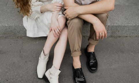 女生说好无聊啊怎么高情商回复她?-第1张图片 女生说好无聊啊怎么高情商回复她?-第1张图片