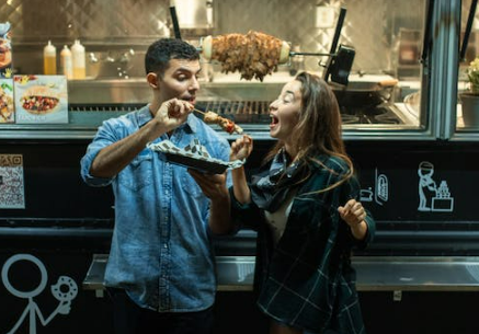 实用搭讪法则(4大注意事项让你搭讪成功率达到80%)-第1张图片 实用搭讪法则(4大注意事项让你搭讪成功率达到80%)-第1张图片