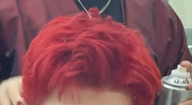 过年男生染什么颜色的头发(过年头发染什么颜色好看)-第4张图片 过年男生染什么颜色的头发(过年头发染什么颜色好看)-第4张图片