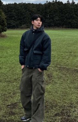 过年怎么穿搭衣服好看男(这4种搭配太可了!)-第2张图片 过年怎么穿搭衣服好看男(这4种搭配太可了!)-第2张图片