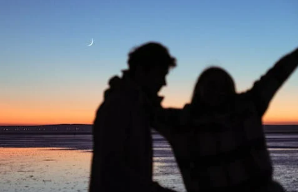 过年送女朋友什么礼物合适(新年最适合送女生什么礼物)-第1张图片 过年送女朋友什么礼物合适(新年最适合送女生什么礼物)-第1张图片