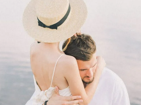 女人变心后的9种表现(女人有外遇的表现)-第1张图片 女人变心后的9种表现(女人有外遇的表现)-第1张图片