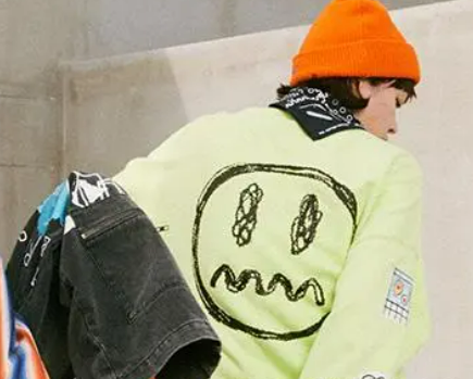 今年国潮品牌有哪些值得买(年轻人穿的潮牌排行榜前10)-第5张图片 今年国潮品牌有哪些值得买(年轻人穿的潮牌排行榜前10)-第5张图片