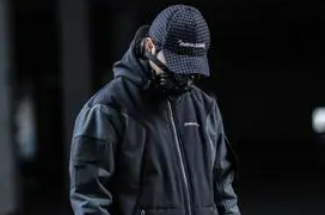 今年国潮品牌有哪些值得买(年轻人穿的潮牌排行榜前10)-第9张图片 今年国潮品牌有哪些值得买(年轻人穿的潮牌排行榜前10)-第9张图片