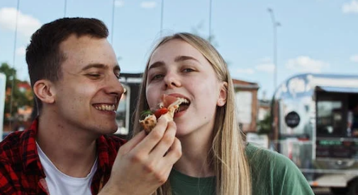 送女朋友礼物排行榜(送女朋友十大礼物)-第1张图片 送女朋友礼物排行榜(送女朋友十大礼物)-第1张图片