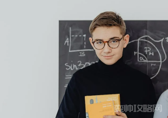 标准丑男脸(女生眼里的丑男7大标准,你中了吗?)-第1张图片 标准丑男脸(女生眼里的丑男7大标准,你中了吗?)-第1张图片