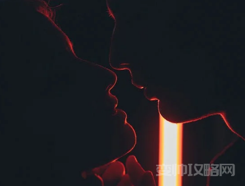 情侣两个人独处的地方(情侣可以独处的地方除了宾馆)-第1张图片 情侣两个人独处的地方(情侣可以独处的地方除了宾馆)-第1张图片