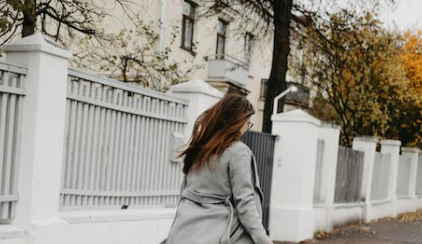 00后女生最不喜欢的礼物合集(送00后女生礼物排行榜)-第1张图片 00后女生最不喜欢的礼物合集(送00后女生礼物排行榜)-第1张图片