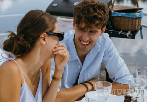 情侣一起玩的手机游戏(适合异地情侣联机手机游戏)-第1张图片 情侣一起玩的手机游戏(适合异地情侣联机手机游戏)-第1张图片