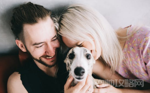 称呼女朋友的亲密昵称(恋爱期间给对象的爱称)-第1张图片 称呼女朋友的亲密昵称(恋爱期间给对象的爱称)-第1张图片