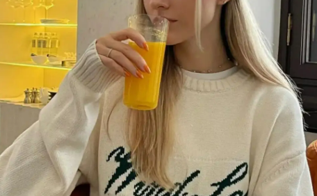 男生拍照姿势怎么摆(5大方法拍出自然好看的大片)-第3张图片 男生拍照姿势怎么摆(5大方法拍出自然好看的大片)-第3张图片