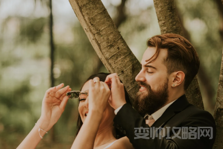 女生最喜欢男生对她做什么(女生最喜欢男生做的4件事)-第1张图片 女生最喜欢男生对她做什么(女生最喜欢男生做的4件事)-第1张图片